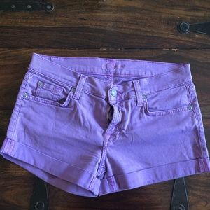 Women’s 7 for all mankind shorts. Size 28